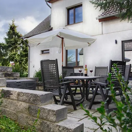 Unteres 110qm Appartement *