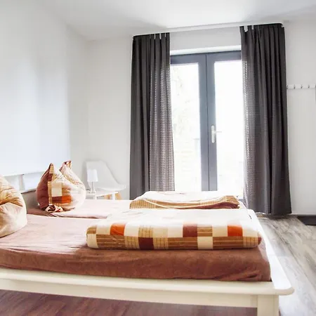 Unteres 110qm Appartement Mönkebude