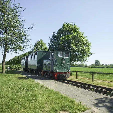 Unteres 110qm Appartement Mönkebude